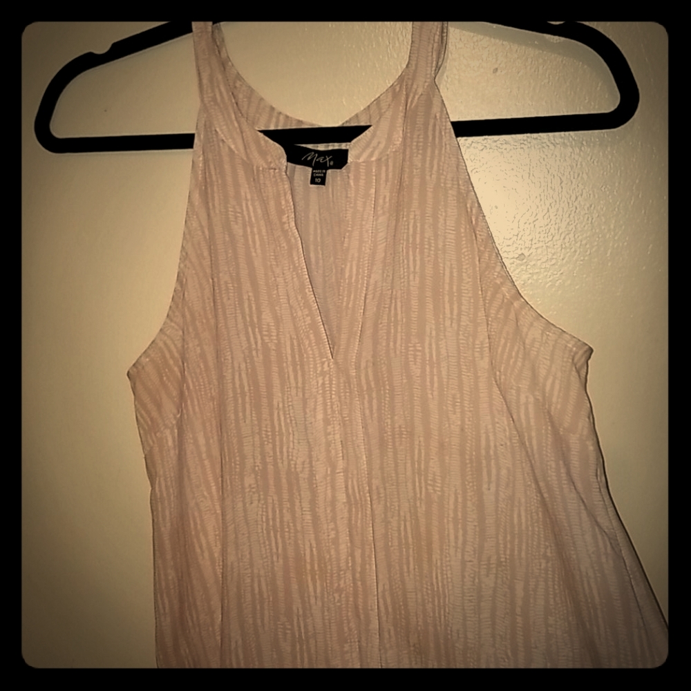 Sleeveless top